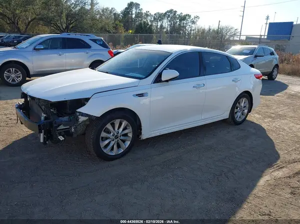 5XXGU4L33GG067572 2016 KIA OPTIMA - Image 2
