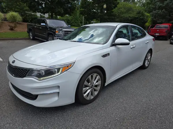 5XXGU4L33GG080449 2016 KIA OPTIMA - Image 2