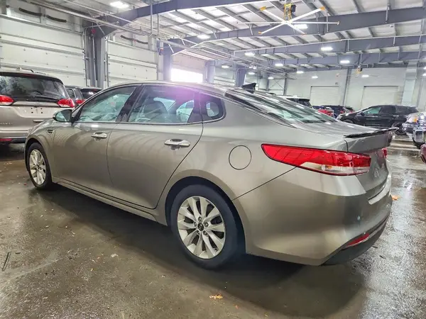 5XXGU4L33GG081326 2016 KIA OPTIMA - Image 2