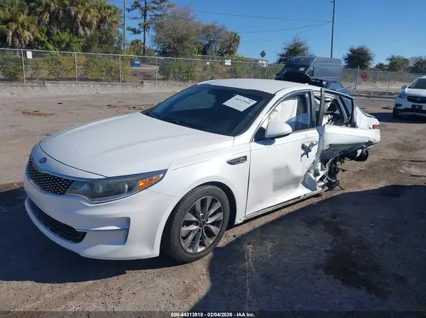 5XXGU4L33GG081472 2016 KIA OPTIMA - Image 2