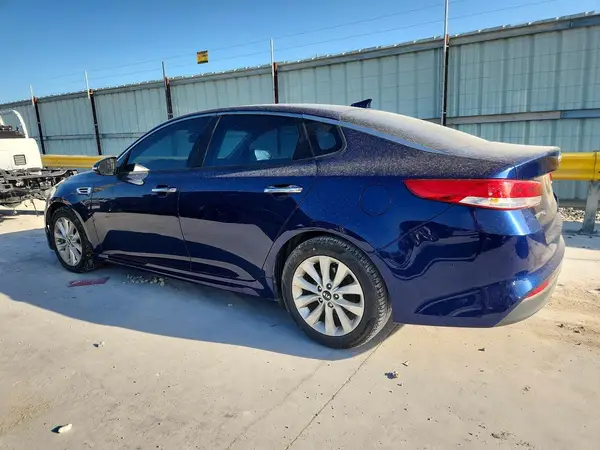 5XXGU4L33GG083920 2016 KIA OPTIMA - Image 2