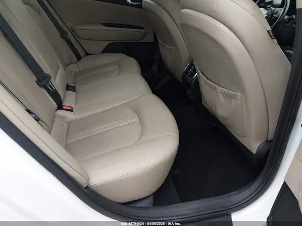 5XXGU4L33GG099552 2016 KIA OPTIMA - Image 8