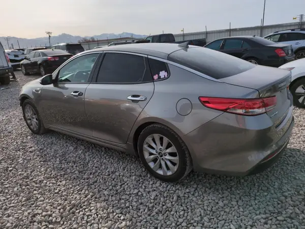 5XXGU4L33GG106659 2016 KIA OPTIMA - Image 2