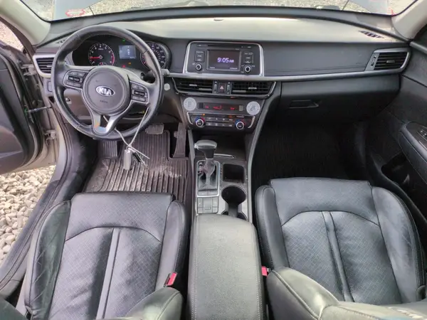 5XXGU4L33GG106659 2016 KIA OPTIMA - Image 8