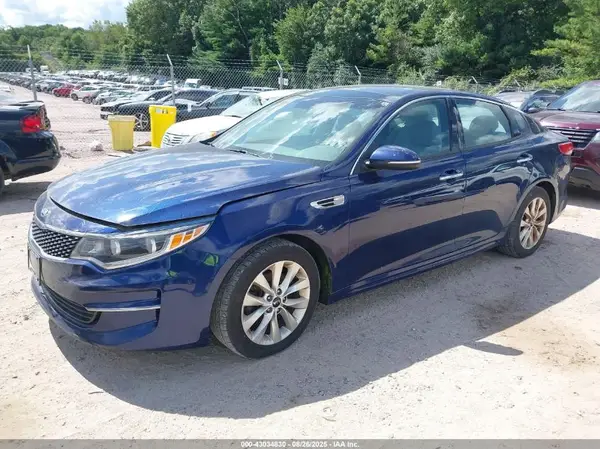 5XXGU4L33GG112218 2016 KIA OPTIMA - Image 2