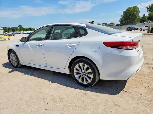 5XXGU4L33GG115619 2016 KIA OPTIMA - Image 2