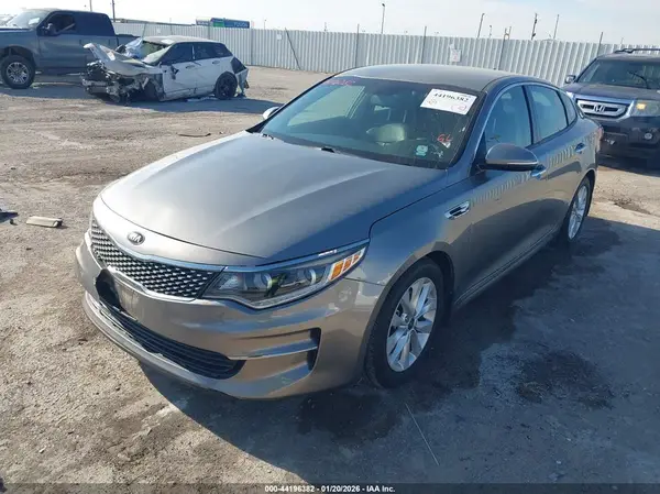 5XXGU4L33GG120836 2016 KIA OPTIMA - Image 2