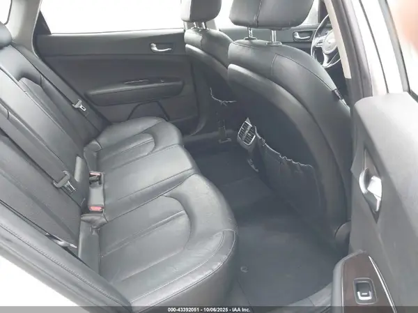 5XXGU4L33HG134933 2017 KIA OPTIMA - Image 8