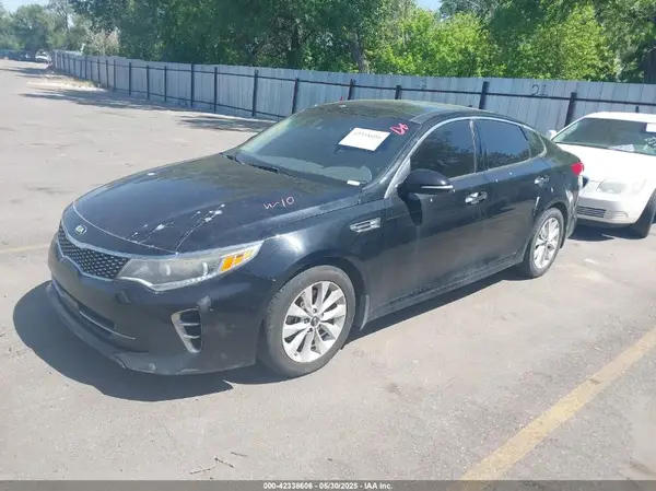 5XXGU4L33HG168578 2017 KIA OPTIMA - Image 2
