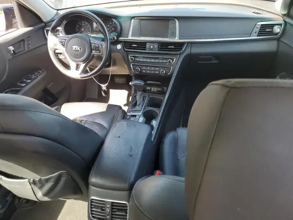 5XXGU4L33JG182941 2018 KIA OPTIMA - Image 8