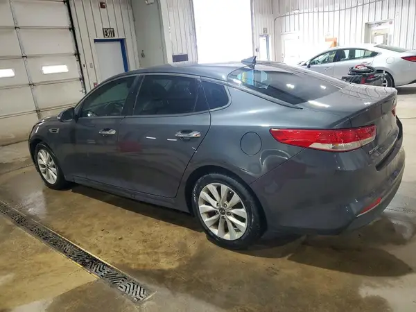 5XXGU4L33JG185077 2018 KIA OPTIMA - Image 2