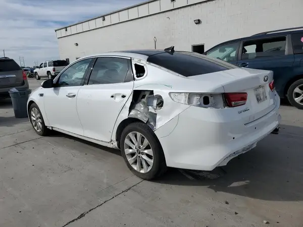 5XXGU4L33JG189663 2018 KIA OPTIMA - Image 2