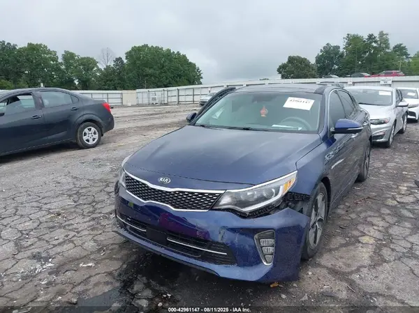 5XXGU4L33JG191834 2018 KIA OPTIMA - Image 2