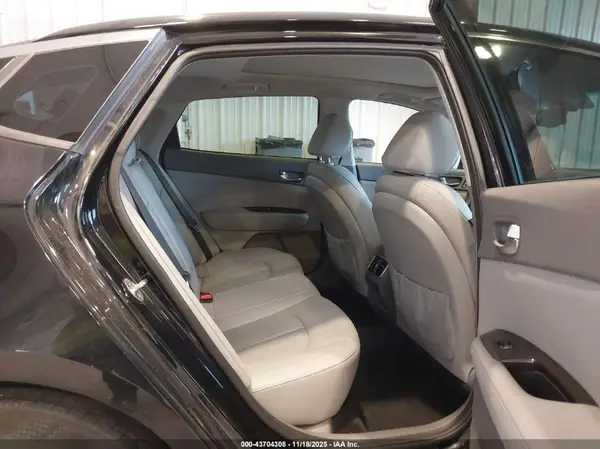 5XXGU4L33JG201276 2018 KIA OPTIMA - Image 8