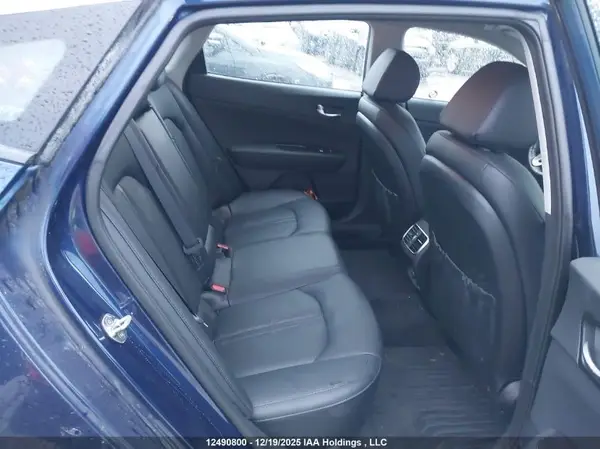 5XXGU4L33JG202511 2018 KIA OPTIMA - Image 8
