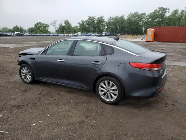 5XXGU4L33JG211029 2018 KIA OPTIMA - Image 2