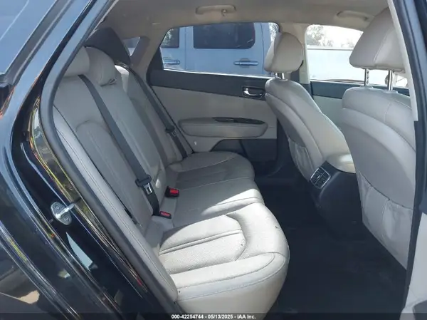 5XXGU4L33JG225349 2018 KIA OPTIMA - Image 8