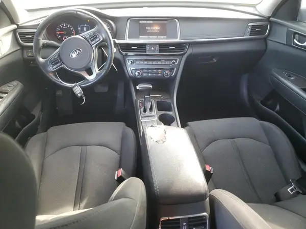 5XXGU4L33JG238375 2018 KIA OPTIMA - Image 8