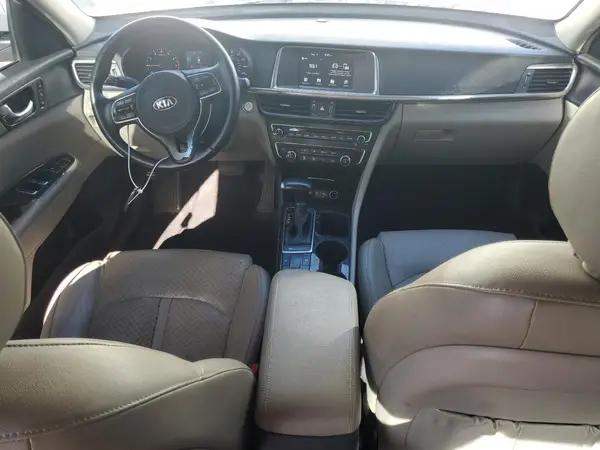 5XXGU4L33JG239168 2018 KIA OPTIMA - Image 8