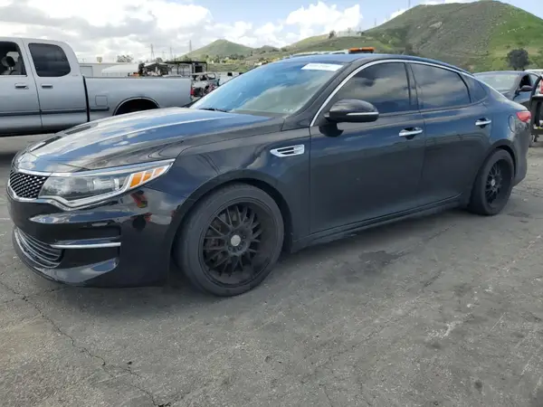 5XXGU4L33JG245620 2018 KIA OPTIMA - Image 1