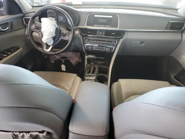5XXGU4L33JG250008 2018 KIA OPTIMA - Image 8