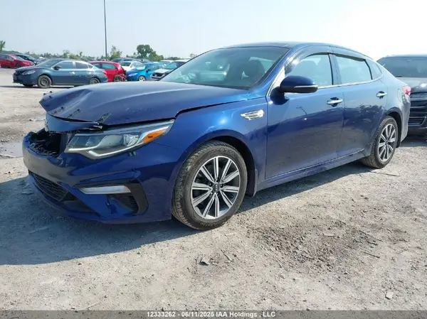 5XXGU4L33LG400752 2020 KIA OPTIMA - Image 2