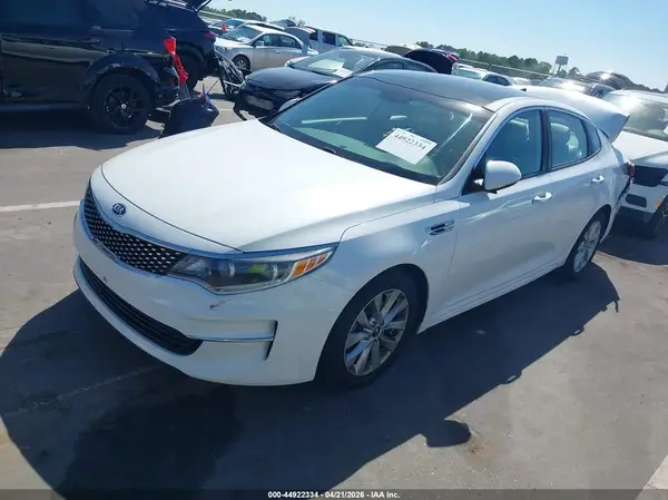 5XXGU4L34GG008353 2016 KIA OPTIMA - Image 2
