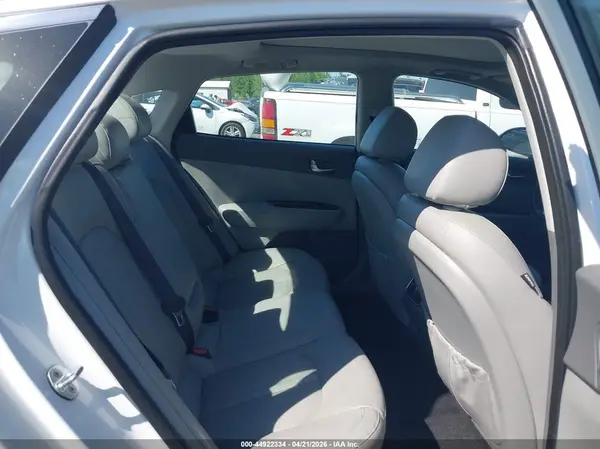 5XXGU4L34GG008353 2016 KIA OPTIMA - Image 8