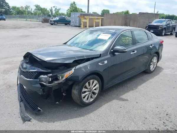5XXGU4L34GG010877 2016 KIA OPTIMA - Image 2