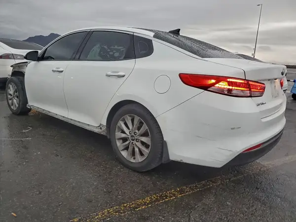 5XXGU4L34GG014153 2016 KIA OPTIMA - Image 2