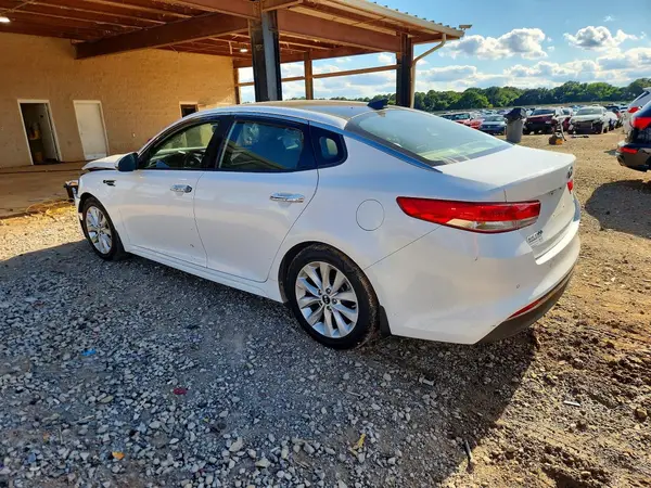 5XXGU4L34GG031194 2016 KIA OPTIMA - Image 2