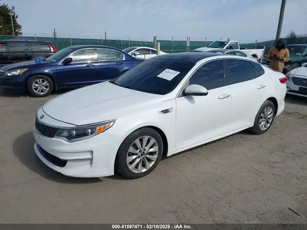 5XXGU4L34GG034631 2016 KIA OPTIMA - Image 2