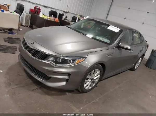 5XXGU4L34GG042860 2016 KIA OPTIMA - Image 2