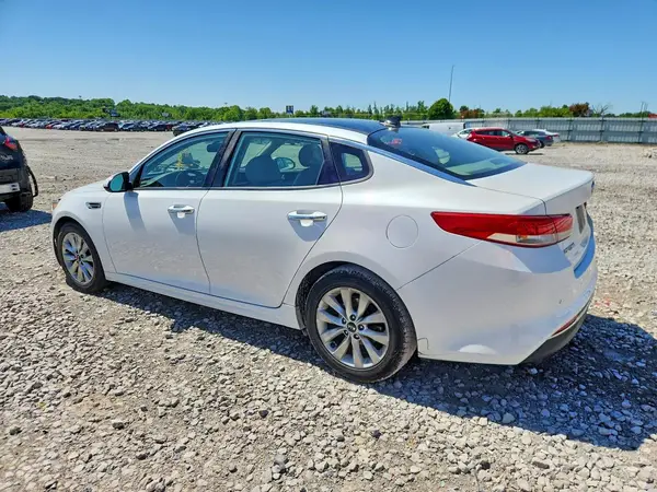 5XXGU4L34GG063272 2016 KIA OPTIMA - Image 2