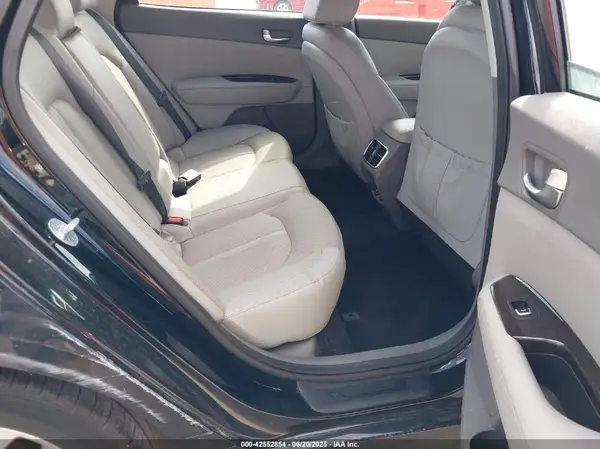 5XXGU4L34GG063398 2016 KIA OPTIMA - Image 8