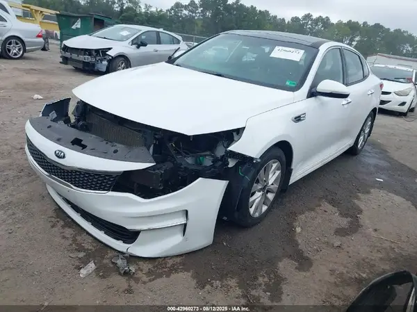 5XXGU4L34GG077916 2016 KIA OPTIMA - Image 2