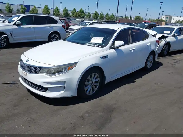 5XXGU4L34GG087894 2016 KIA OPTIMA - Image 2