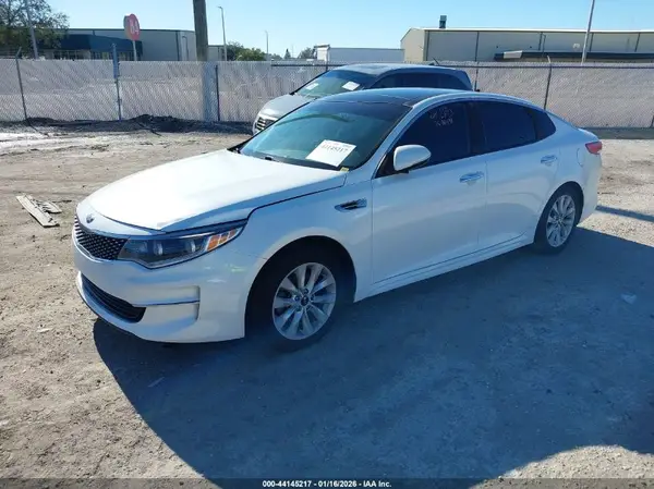 5XXGU4L34GG089628 2016 KIA OPTIMA - Image 2