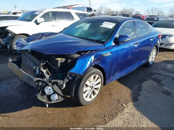 5XXGU4L34GG096255 2016 KIA OPTIMA - Image 2