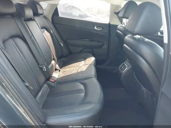 5XXGU4L34GG118819 2016 KIA OPTIMA - Image 8