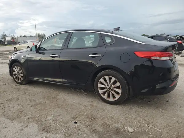 5XXGU4L34GG121333 2016 KIA OPTIMA - Image 2