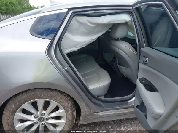 5XXGU4L34HG126243 2017 KIA OPTIMA - Image 8
