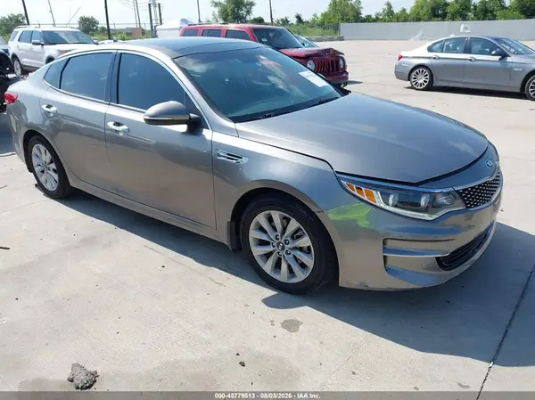 5XXGU4L34HG136268 2017 KIA OPTIMA - Image 1