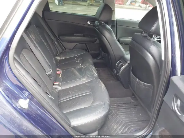 5XXGU4L34HG136965 2017 KIA OPTIMA - Image 8