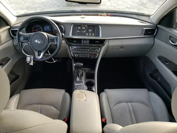 5XXGU4L34HG143236 2017 KIA OPTIMA - Image 8
