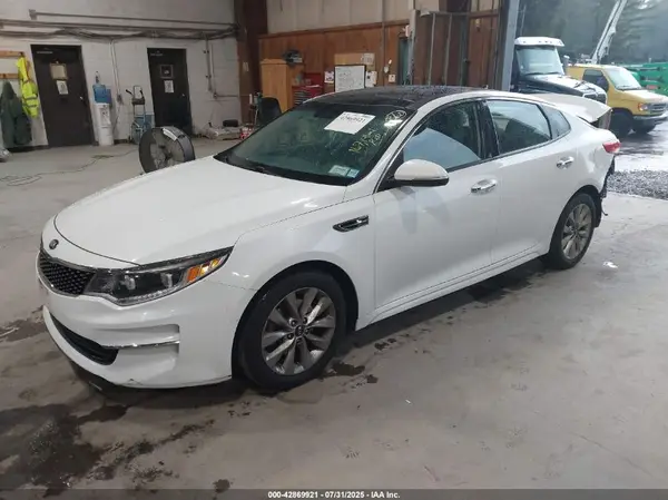 5XXGU4L34HG170145 2017 KIA OPTIMA - Image 2