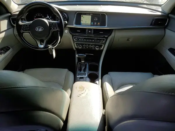 5XXGU4L34HG176110 2017 KIA OPTIMA - Image 8
