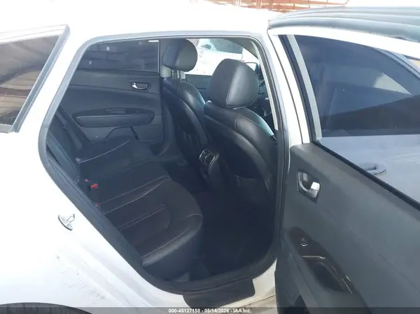 5XXGU4L34JG196931 2018 KIA OPTIMA - Image 8