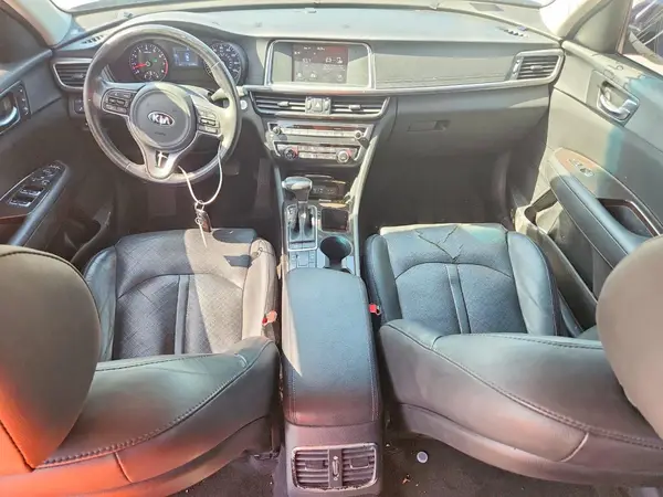 5XXGU4L34JG202307 2018 KIA OPTIMA - Image 8