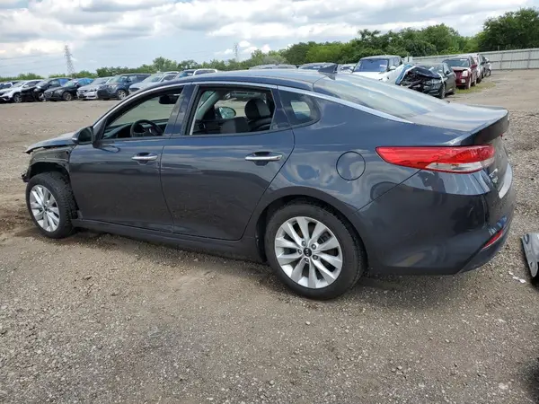 5XXGU4L34JG203053 2018 KIA OPTIMA - Image 2